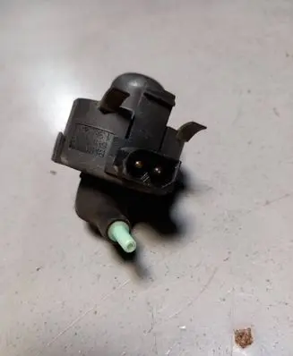 BMW 5 E34 Interior temperature sensor 64111384253 1147212058