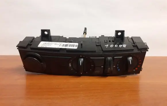 Mercedes-Benz Sprinter W906 Interior fan control switch A9068300485 10008