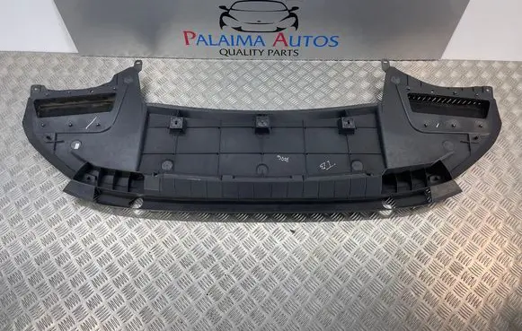 Peugeot 3008 III Engine splash shield/under tray 9839759480