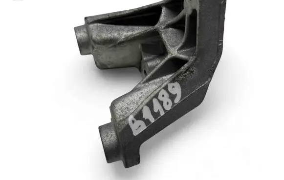 BMW X5 E70 Steering rack mounting bracket 7137353