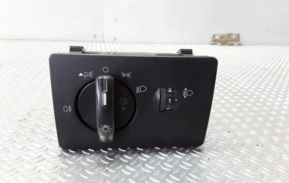 Ford Focus C-MAX Light switch 3M5T13A024EA