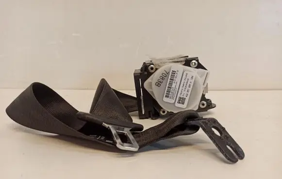 Audi A6 C7 Seat belt trim 4G8857805H