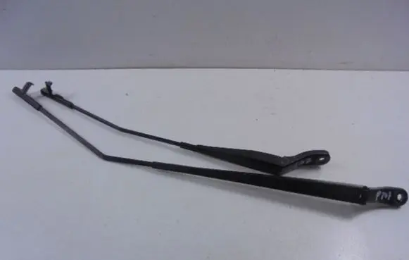 Mercedes-Benz E C207 W207 Front wiper blade arm A7DAGCC