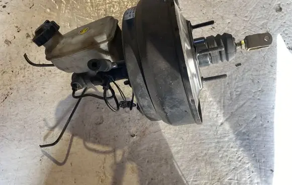 KIA Sorento Brake booster 591103E610 5416