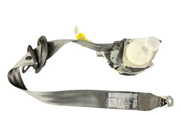 Volkswagen PASSAT B7 Front seatbelt 3C1857705P 34032206B