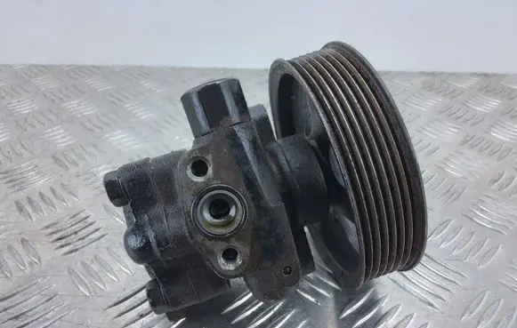 KIA Sorento Power steering pump