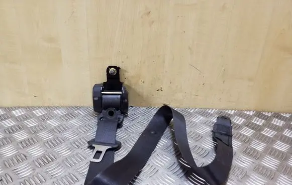 Opel Frontera B Front seatbelt 97188292