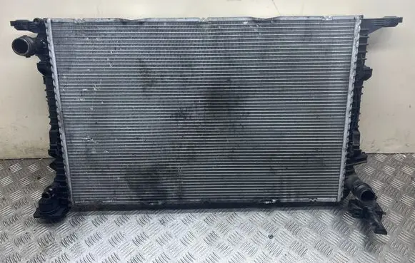 Coolant radiator