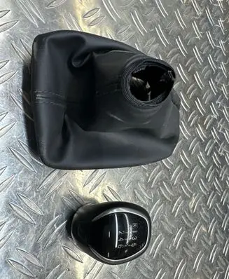 Citroen C4 III e-C4 Gear lever shifter trim leather/knob 9831105180