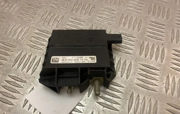 Mercedes-Benz GLC X253 C253 Battery relay fuse A0009061505