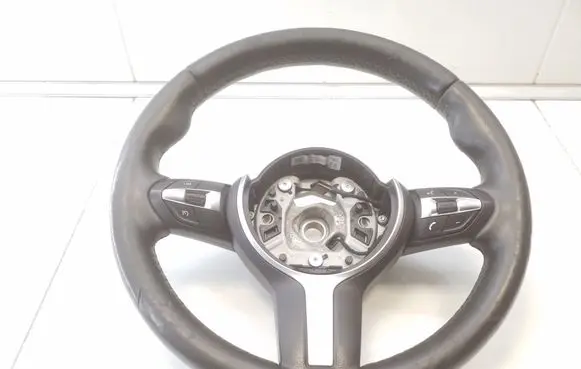 BMW 5 F10 F11 Steering wheel 6131784863802 7848638