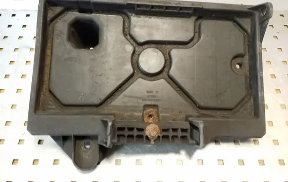 Jeep Grand Cherokee (WK) Battery tray 55396428AC