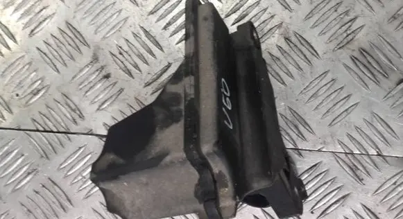 Vacuum air tank