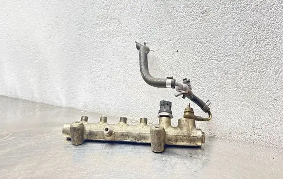 Opel Astra H Fuel main line pipe 0445214094