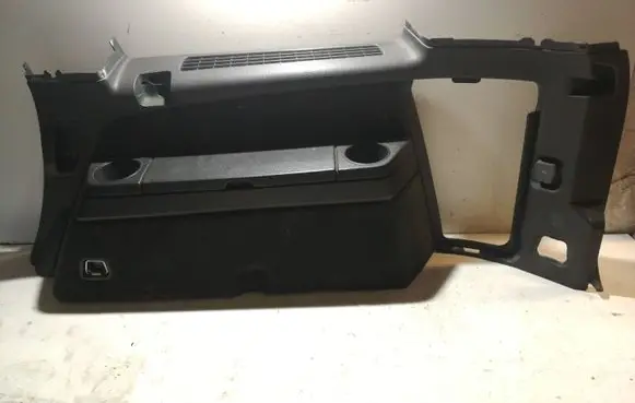 Volvo XC90 Trunk/boot lower side trim panel 39898380 1330219 01704