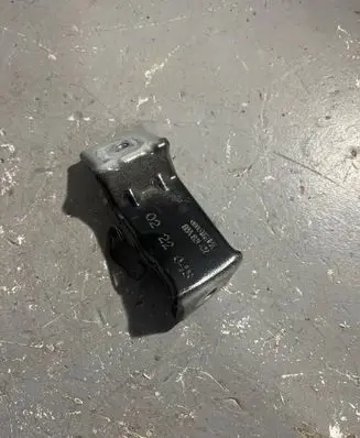 Audi Q5 SQ5 Fender mounting bracket 80A821472