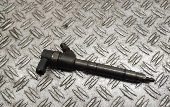 Fuel injector