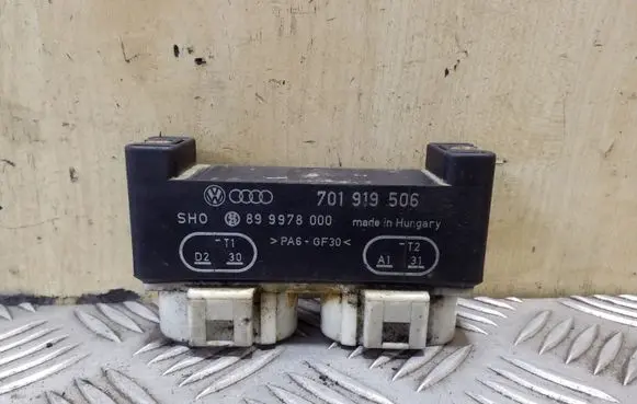 Volkswagen Transporter - Caravelle T4 Coolant fan relay 701919506 899978000