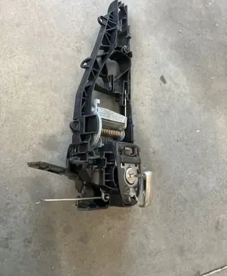 BMW X5 F15 Coupe door lock (next to the handle) 7304803 03040506