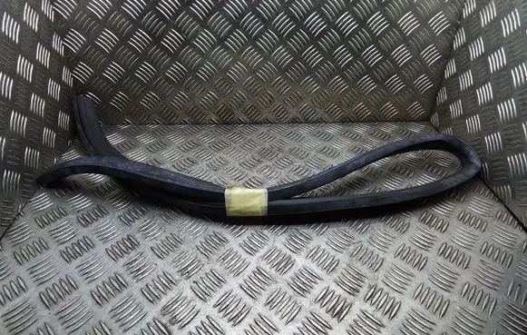 Peugeot Traveller Engine compartment rubber 