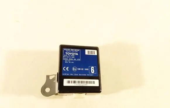 Toyota Prius (XW20) Door central lock control unit/module 8974147100 61B173000