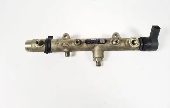 Audi A8 S8 D3 4E Fuel main line pipe 059130090J