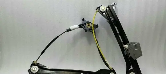 Mercedes-Benz CLS C218 X218 Front window lifting mechanism without motor A2187200479
