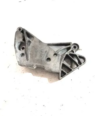 Volkswagen Tiguan Engine mounting bracket 06J199207P