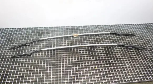 Ford Kuga I Roof transverse bars on the 