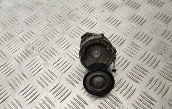 Opel Astra L Generator/alternator belt tensioner 9675874680