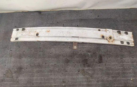 Nissan Qashqai Front bumper cross member 620304EA0A