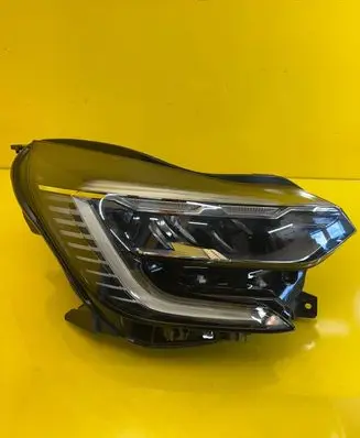 Renault Captur II Headlight/headlamp 260104525R