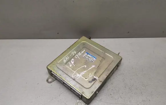 Mitsubishi Galant Engine control unit/module MD198736 E2T60686