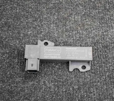 Ford Focus Aerial antenna amplifier