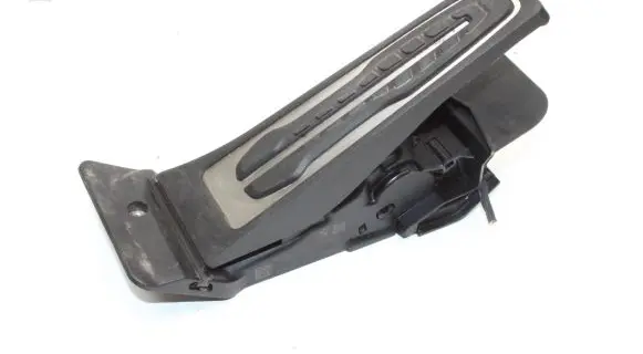 BMW 1 F40 Accelerator throttle pedal 6889821
