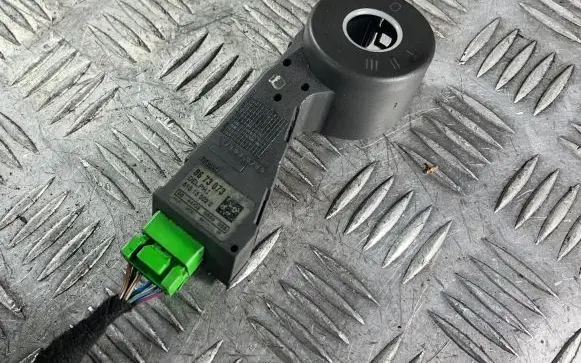 Volvo S80 Immobiliser reader (aerial) 8673073