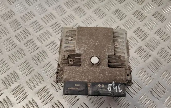 Skoda Yeti (5L) Engine control unit/module 03F906070DE