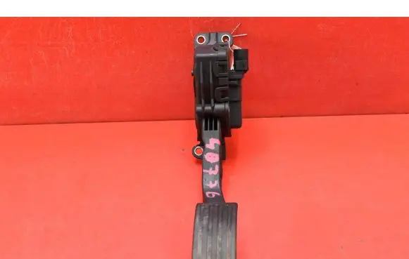 Ford Focus C-MAX Accelerator throttle pedal 4M519F836AK