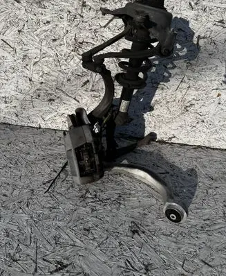 Audi Q5 SQ5 Front wheel hub spindle knuckle 4G0407241C
