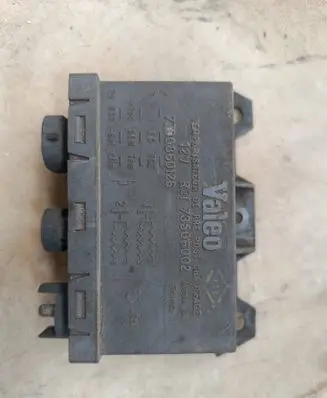 Renault 19 Glow plug pre-heat relay 73506002 7700860126