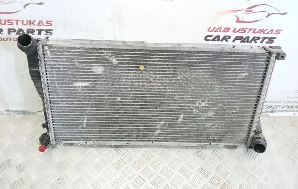 BMW 5 E39 Coolant radiator 