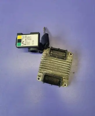 Opel Corsa C Engine control unit/module 12237450 DXKB 5WK47631