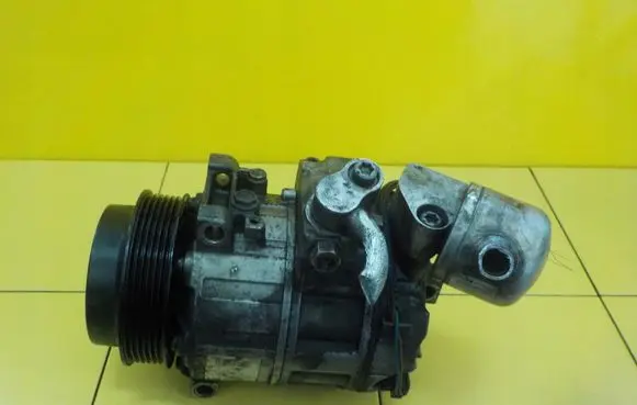 Mercedes-Benz C W204 Air conditioning (A/C) compressor (pump) A0022305011