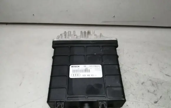 Audi A6 S6 C4 4A Engine control unit/module 028906021J 0281001258