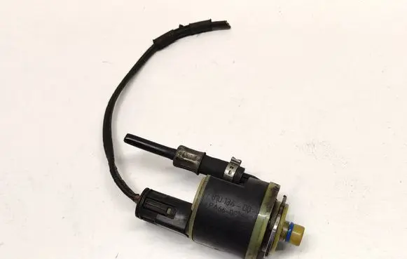 BMW 3 E90 E91 Fuel filter heater 13327810134 7810134 2901700905