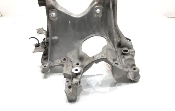 Audi A4 S4 B9 8W Engine mounting bracket 8W0399296E