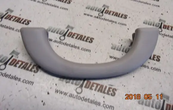 Mercedes-Benz E W211 Rear interior roof grab handle A2118100051