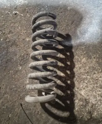 Chrysler 300 - 300C Rear coil spring