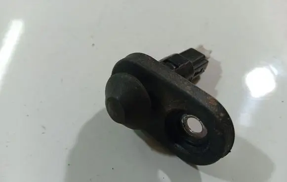 Toyota Avensis Verso Front door sensor 