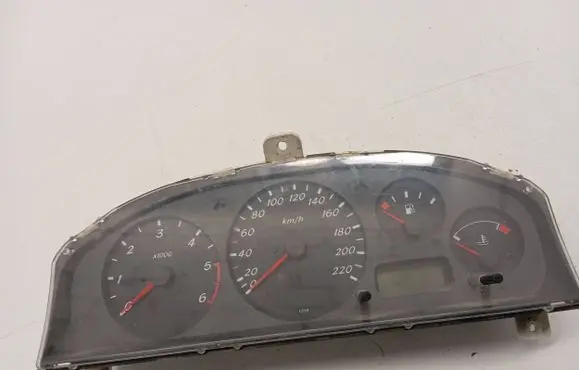 Nissan Almera Speedometer (instrument cluster)